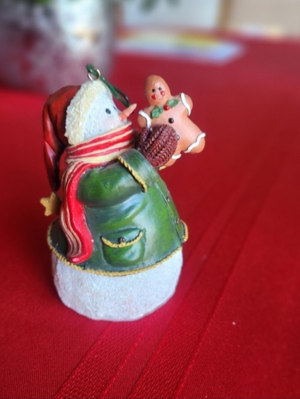 Vicky Howard Resin Snowman Ornament Holding Gingerbread Man Christmas Vintage